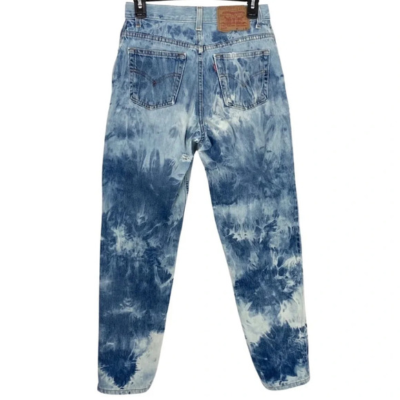 Vintage Levis Jeans Womens Size 26 / 2 / XS Levi’s 550 Mom Jeans Custom Bleached - Picture 1 of 16